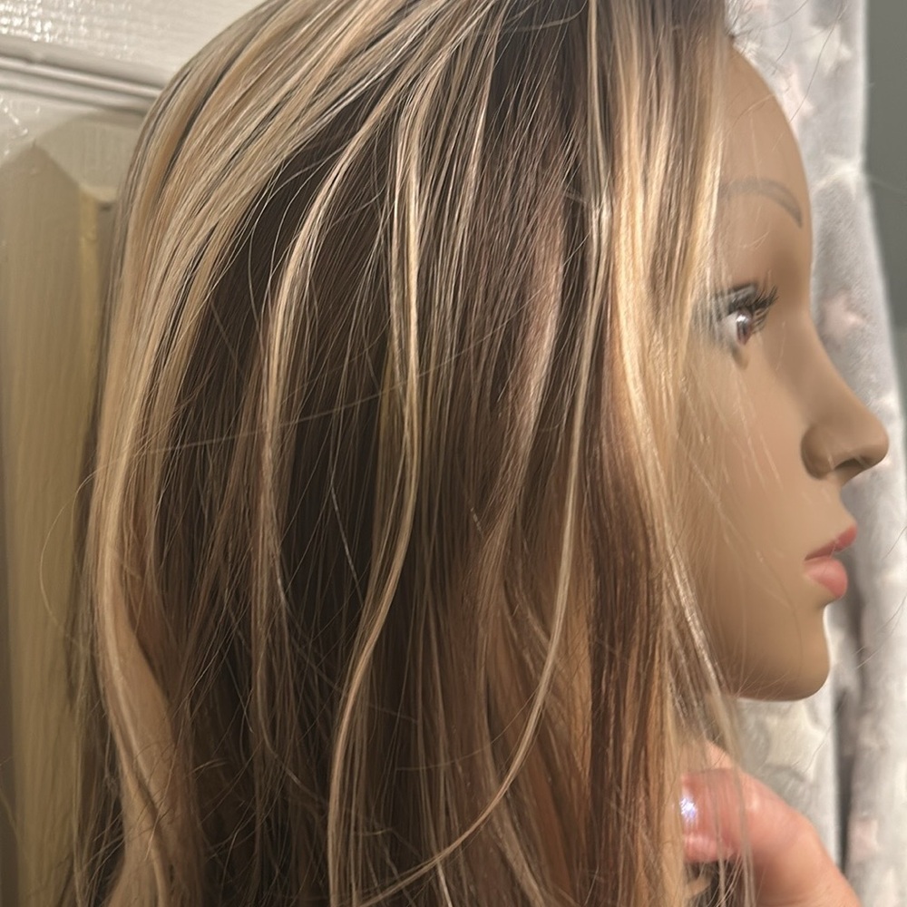 Stunning synthetic wig